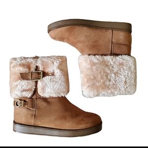 Women's Aleya Faux Fur Winter Boots. 6.5 M